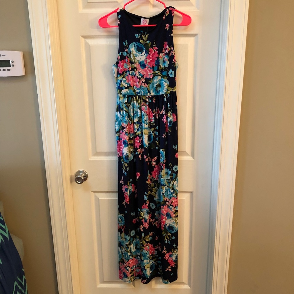 Floral Maxie NWT
